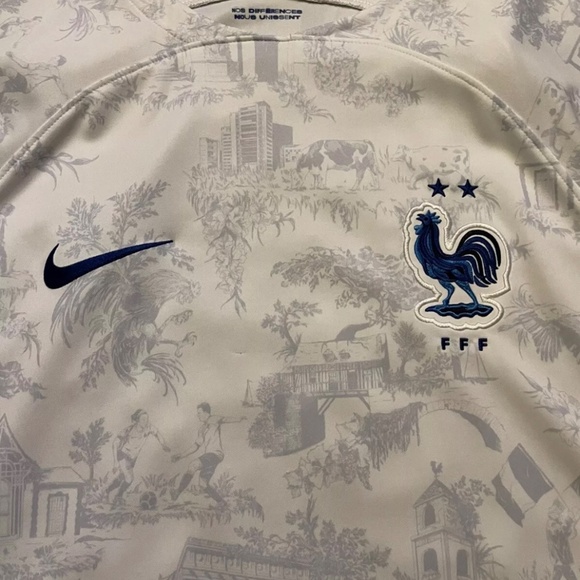 Nike France jersey - Picture 3 of 6